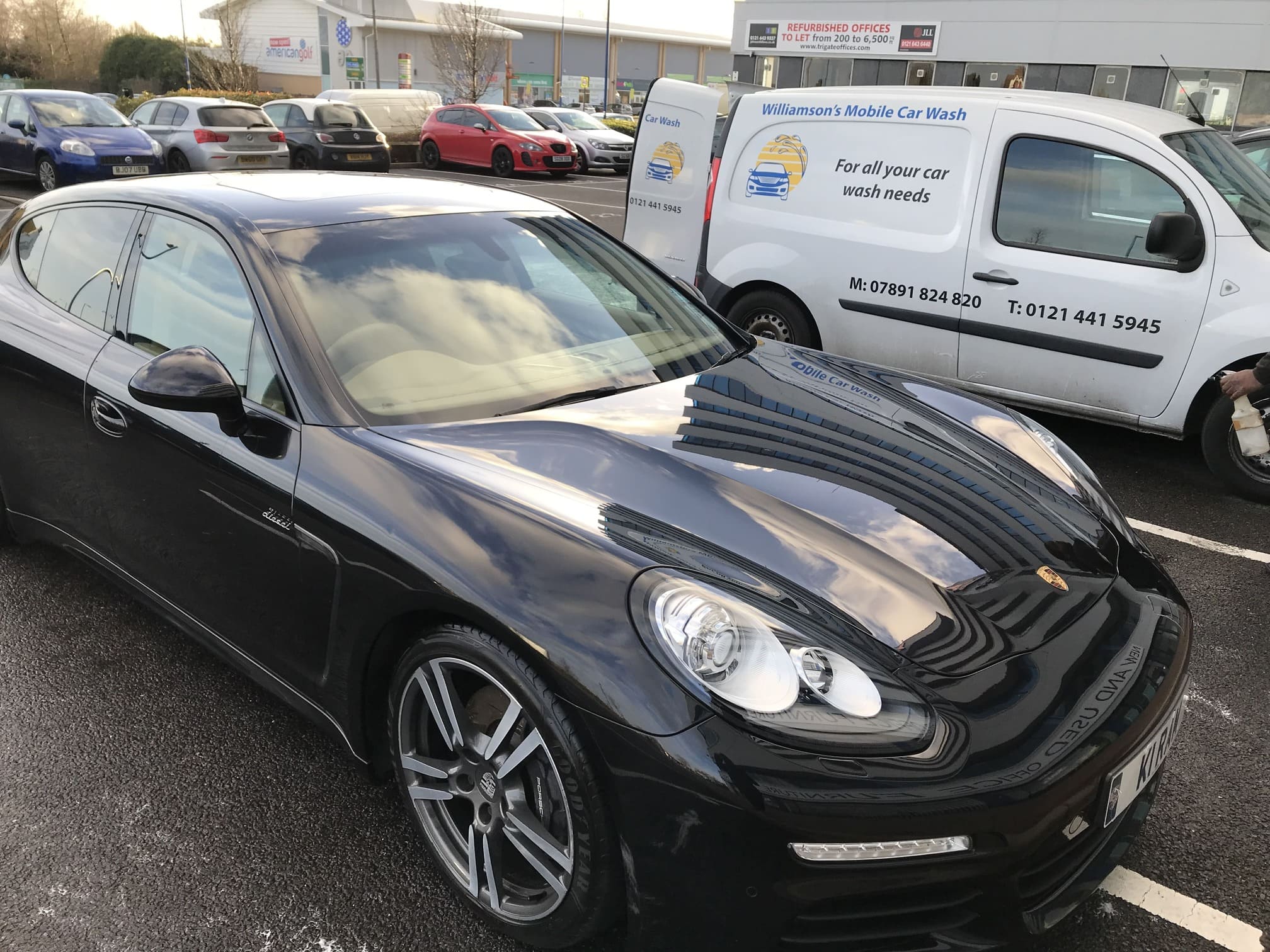 Blue Porsche Macan valet